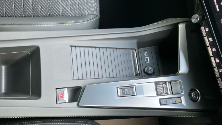 Peugeot 308 1.2 Hybrid 145 GT 5dr e-DSC6 Petrol Hatchback